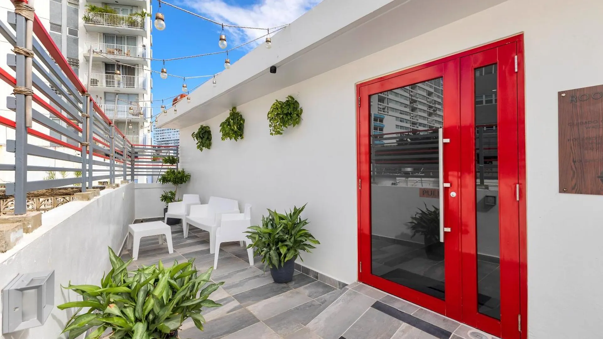 Red Door Inn San Juan
