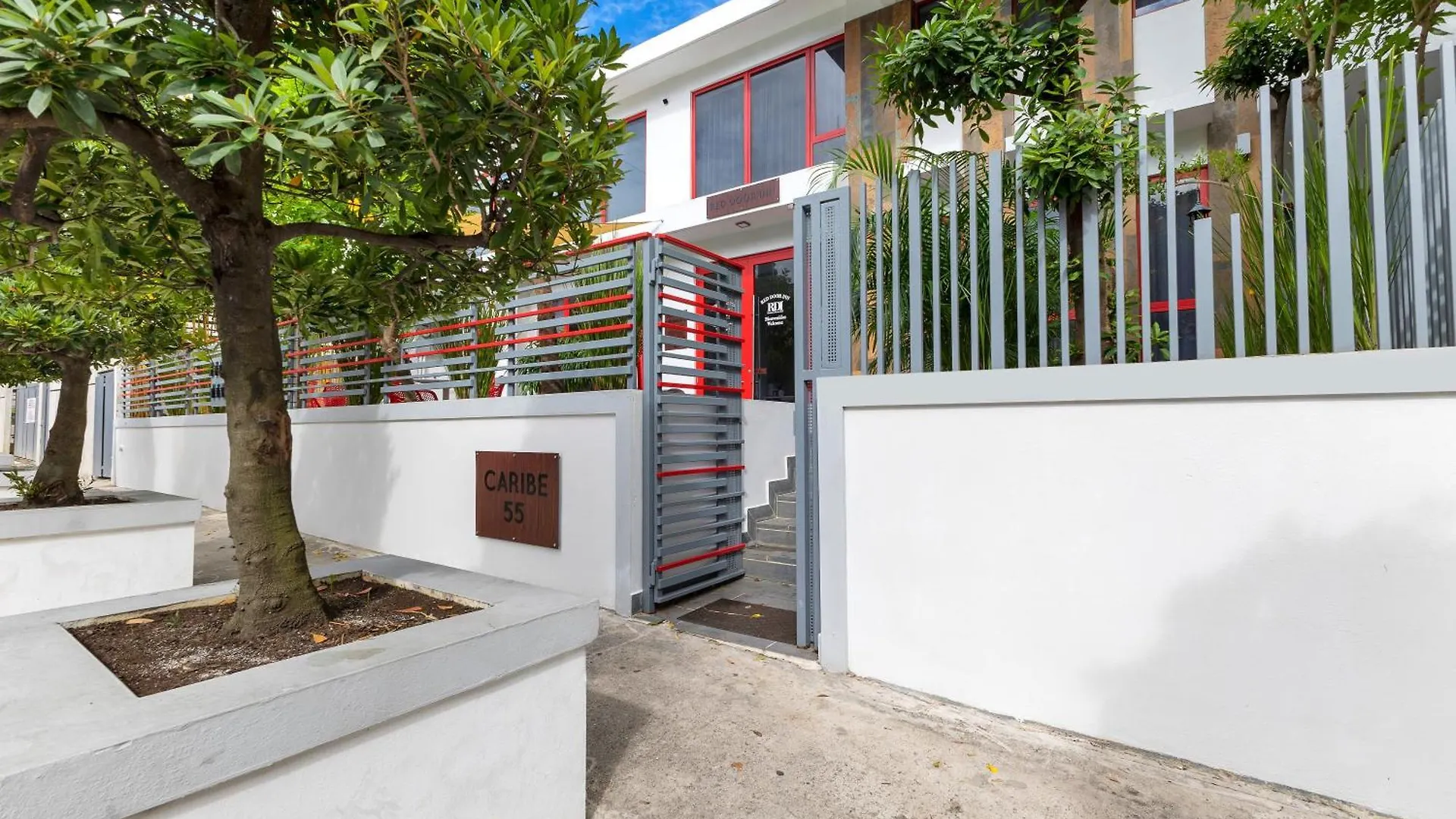 Red Door Inn San Juan